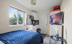 Photograph of property to let